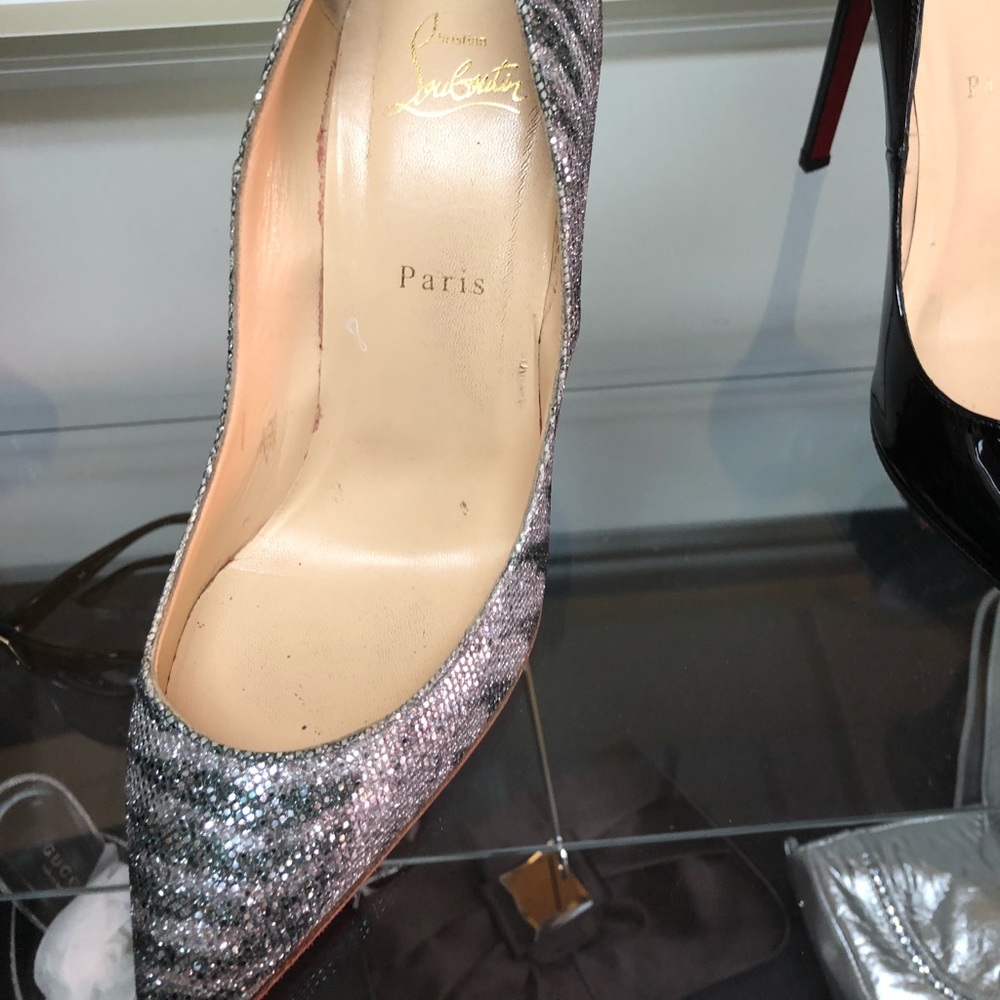 Glitter pumps